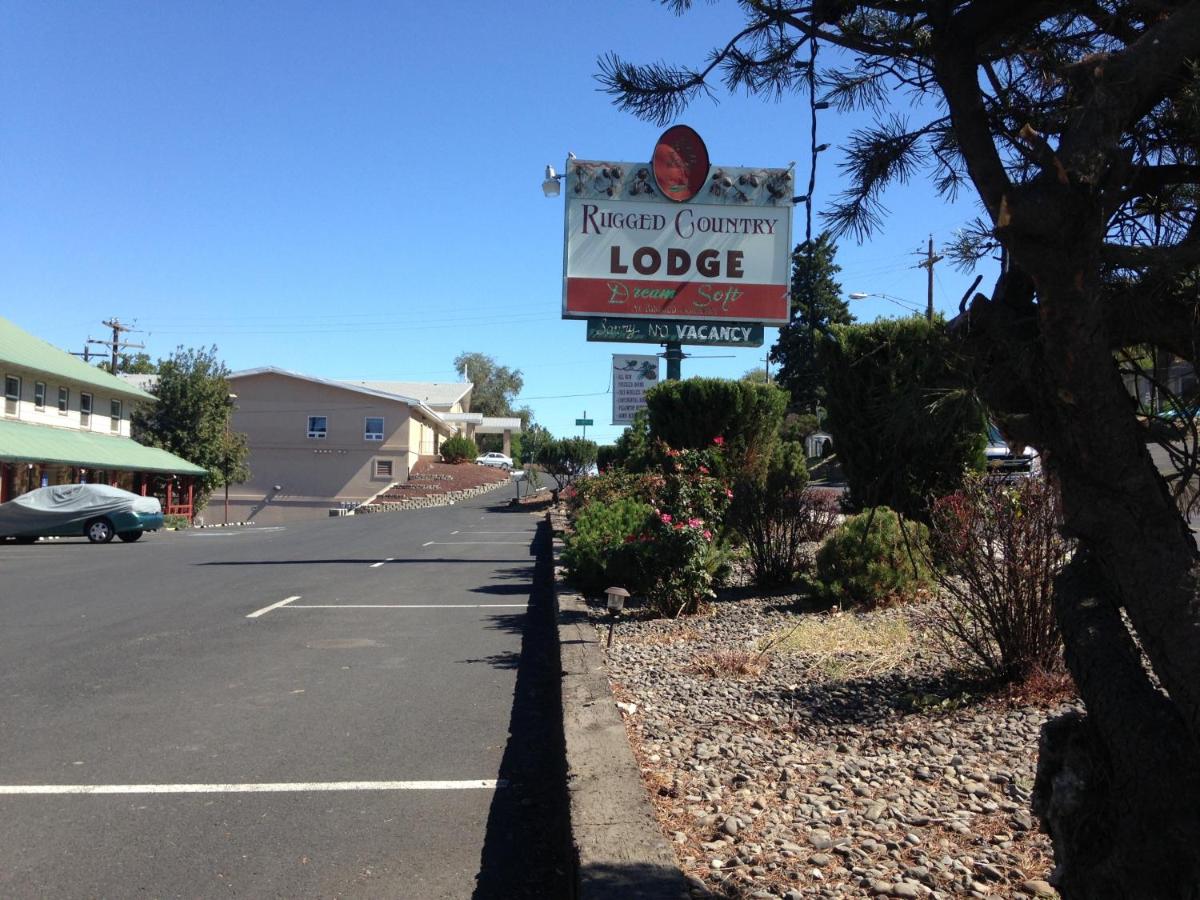  | Rugged Country Lodge