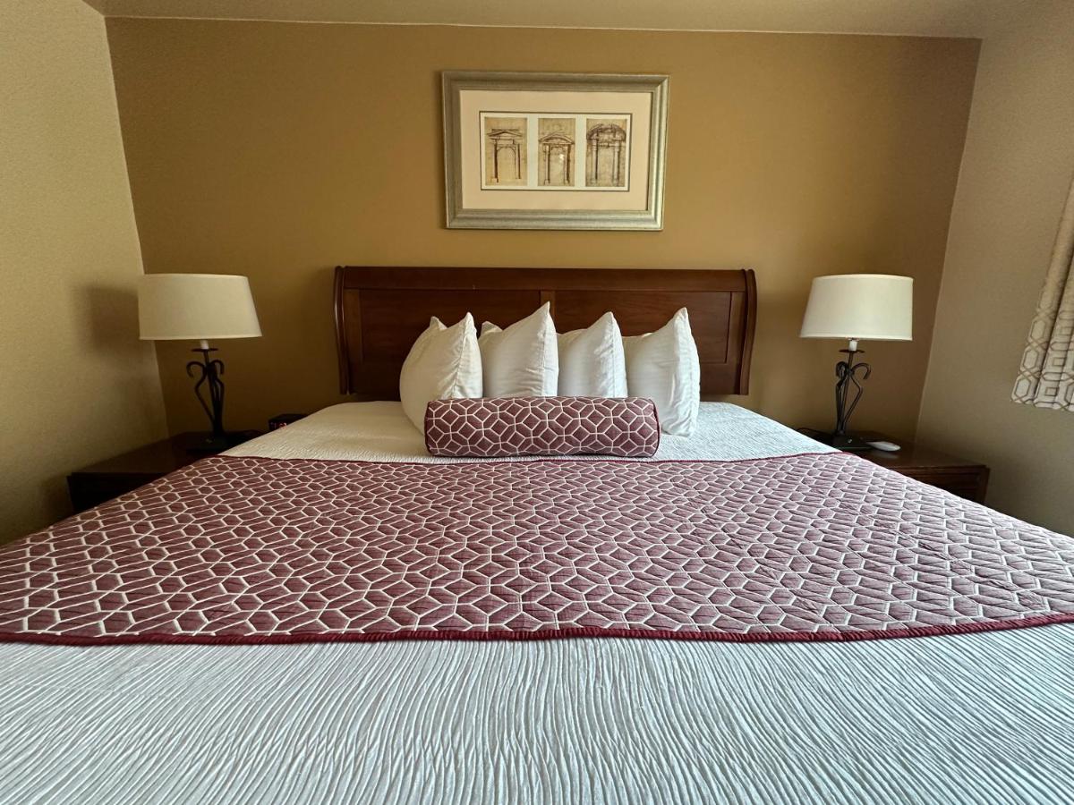 | Abram Inn & Suites