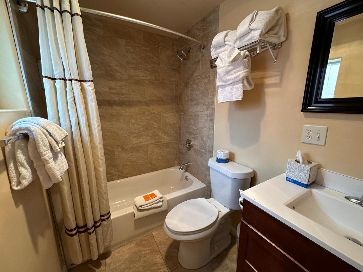 | Abram Inn & Suites