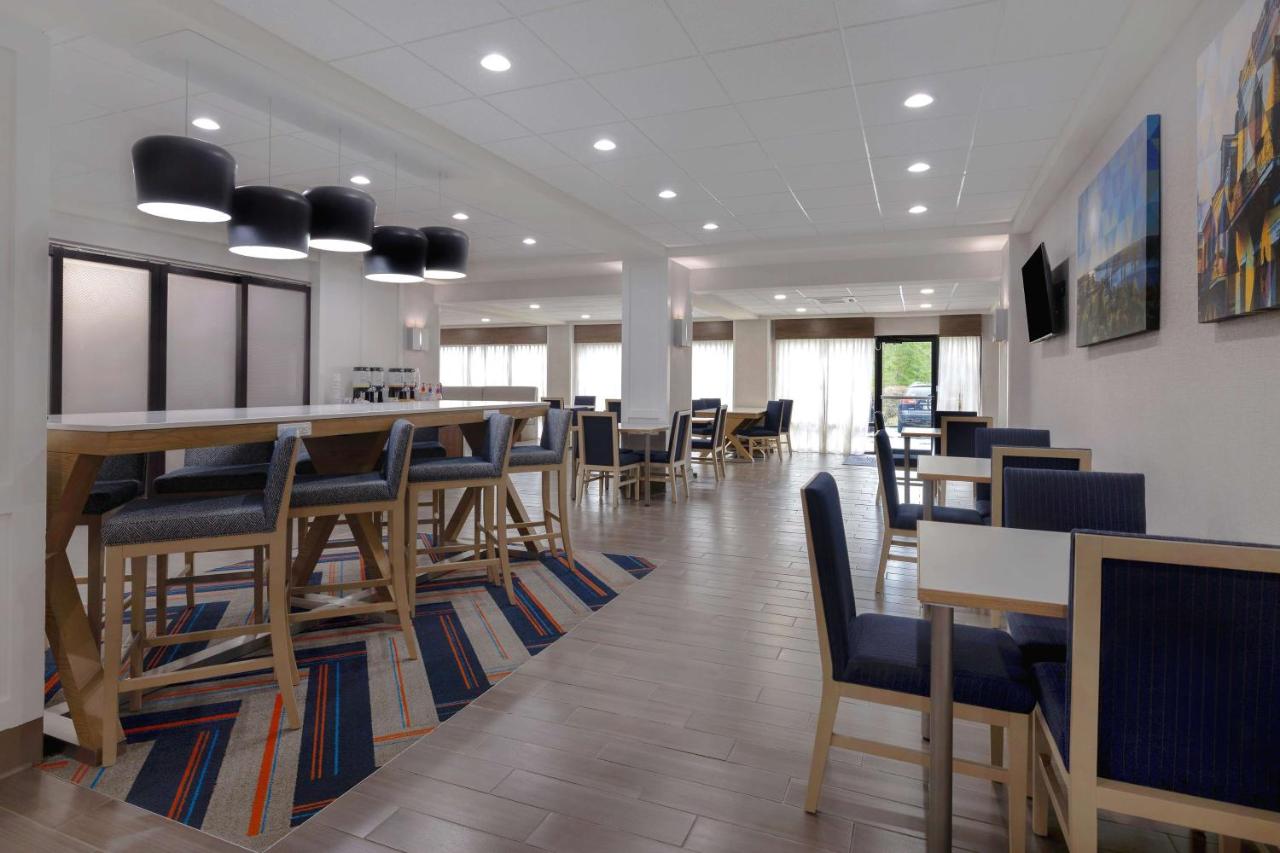 | Hampton Inn Natchitoches