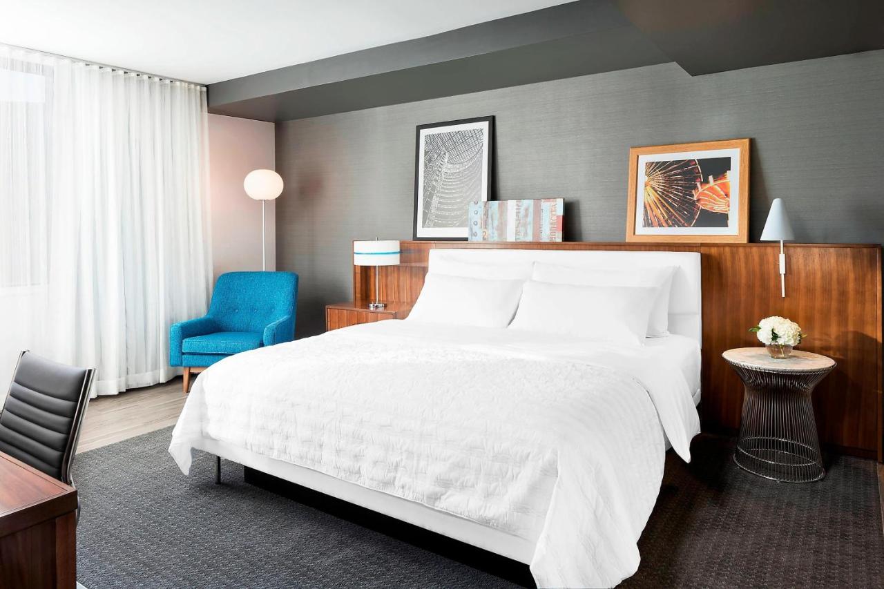 King Room at Le Méridien Chicago - Oakbrook Center