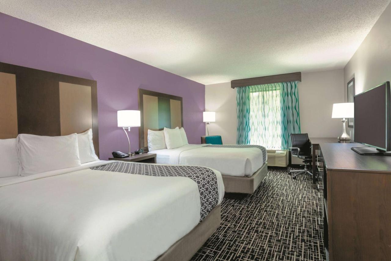 Queen Room with Two Queen Beds at La Quinta Inn & Suites by Wyndham Covington
