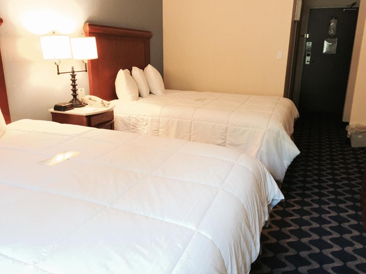  | Aderi Hotel Near Casino