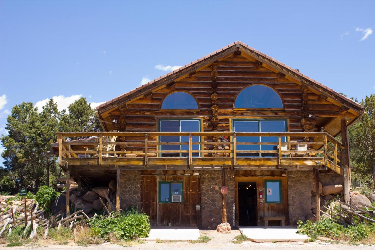 | Boulder Mountain Guest Ranch