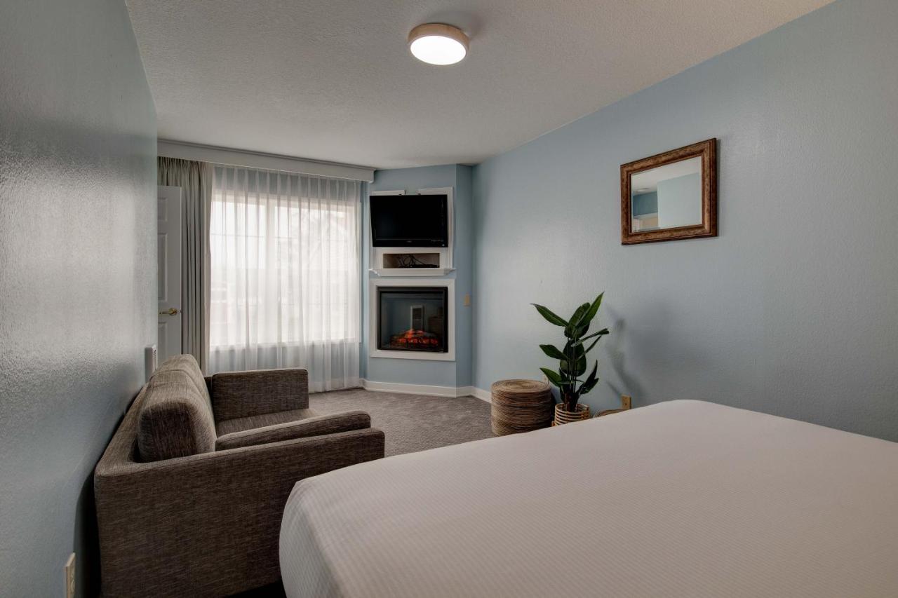 | Inn of the Four Winds Seaside Oceanfront