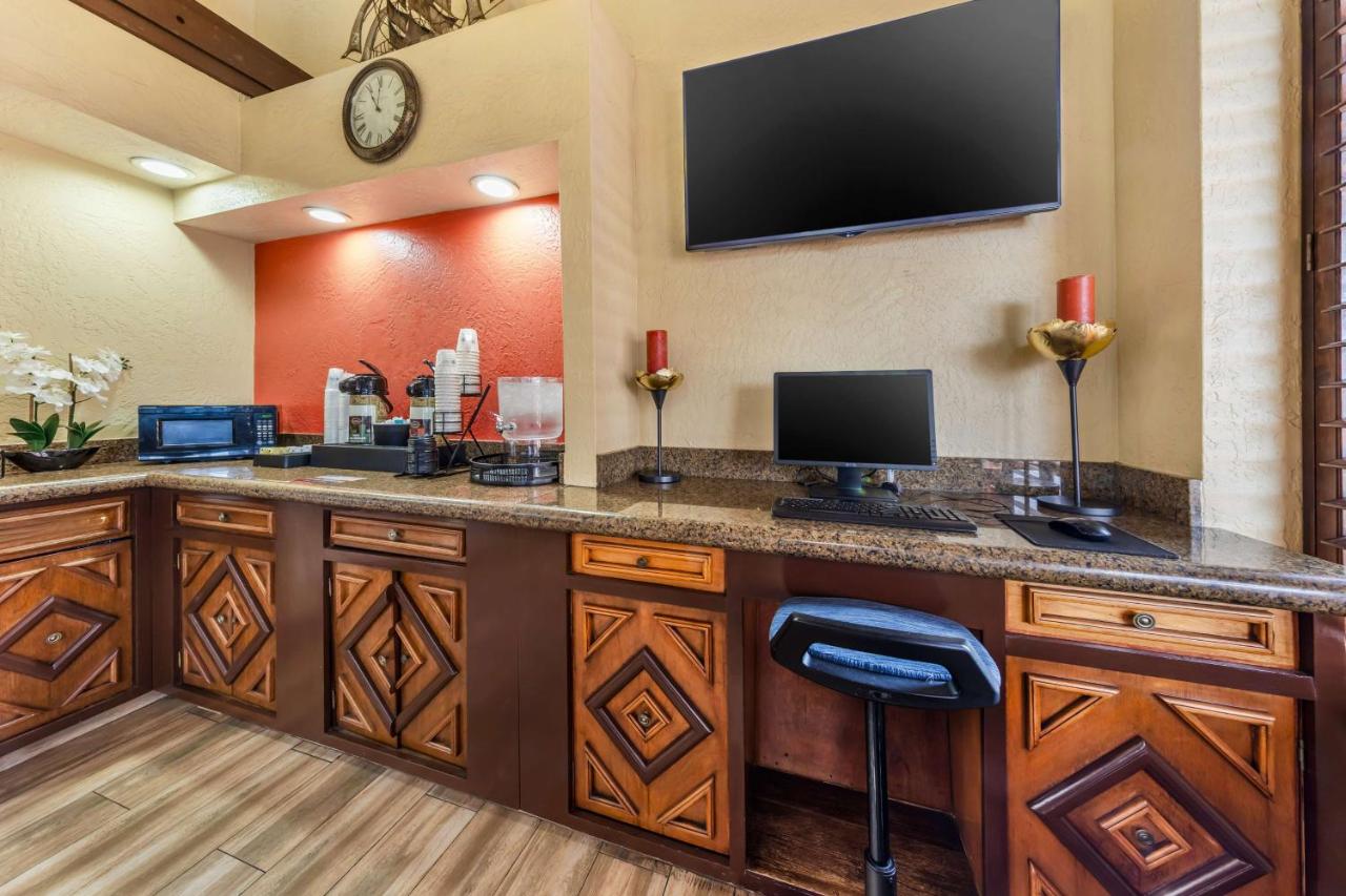 | Best Western Americana Inn