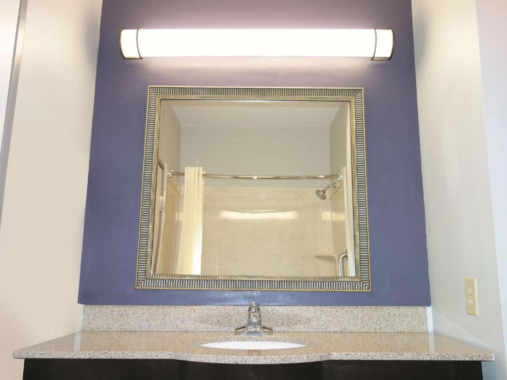 Deluxe Queen Room with Two Queen Beds at La Quinta Inn & Suites by Wyndham Dumas