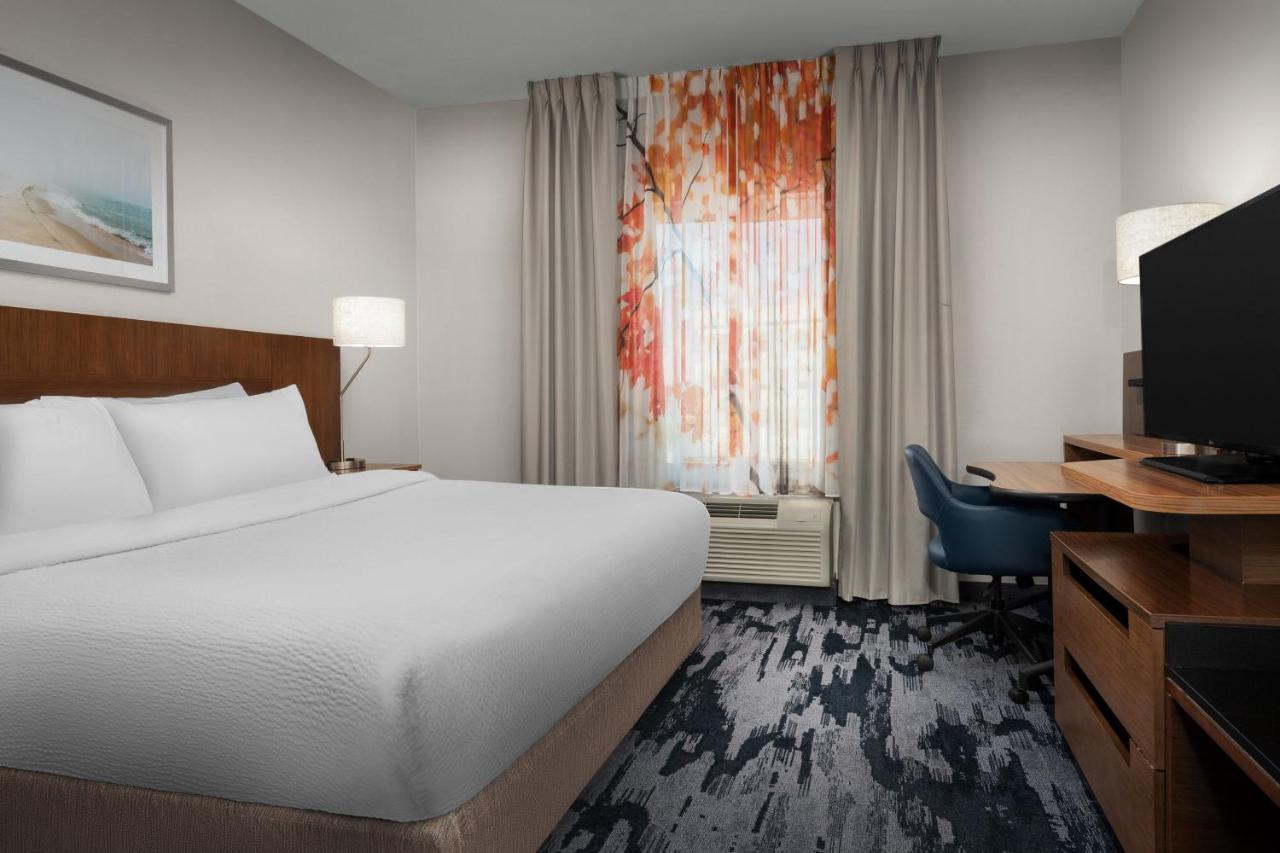 King Room at Fairfield Inn & Suites by Marriott Panama City Beach