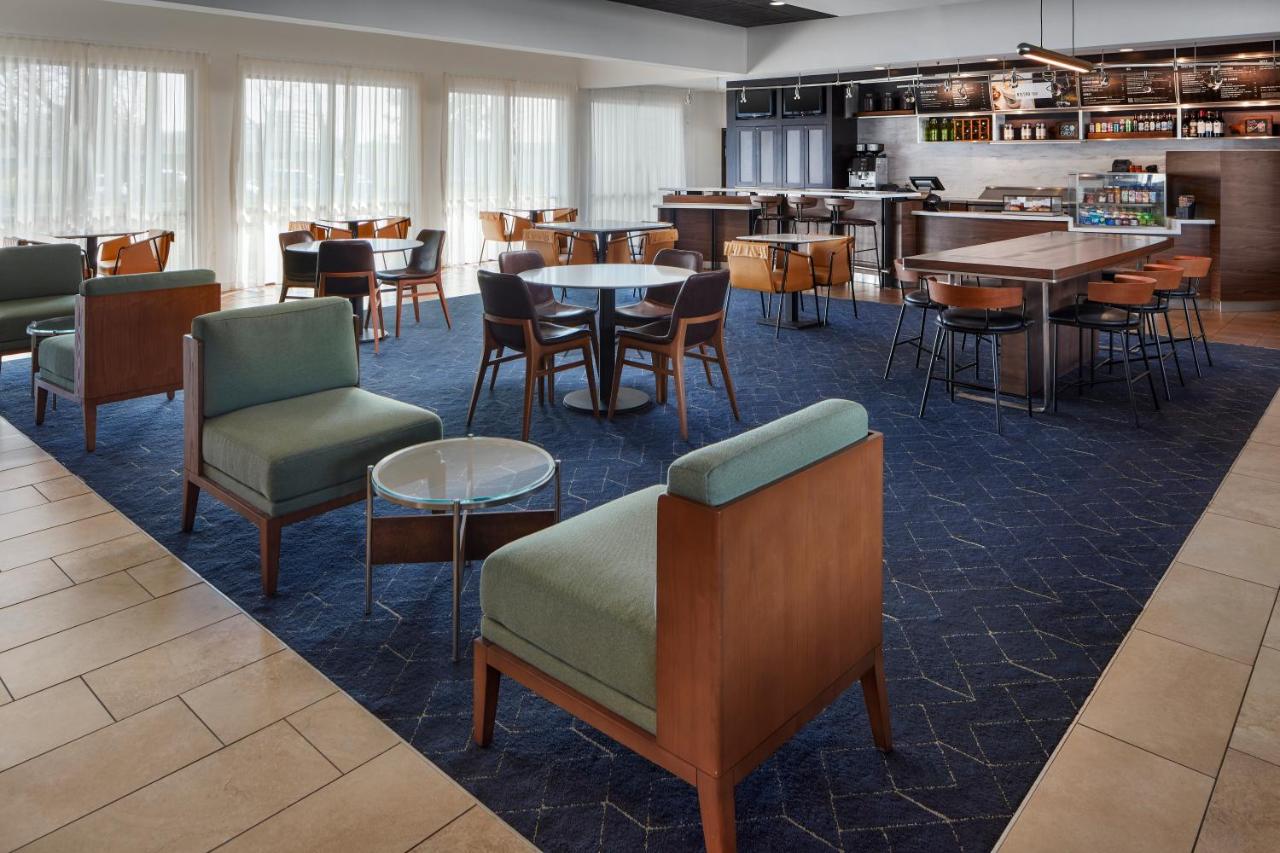 | Courtyard by Marriott Columbus Dublin
