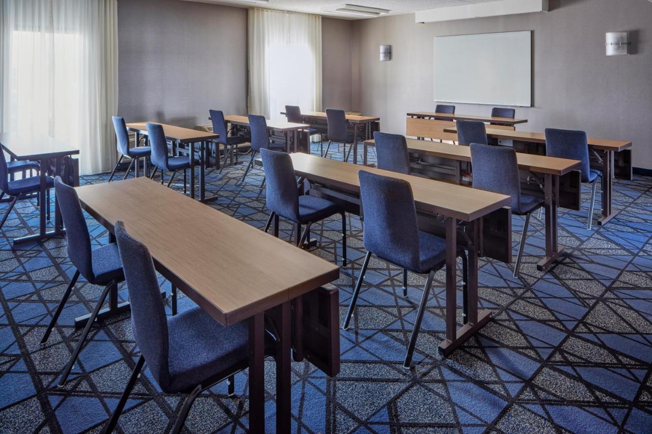 | Courtyard by Marriott Columbus Dublin