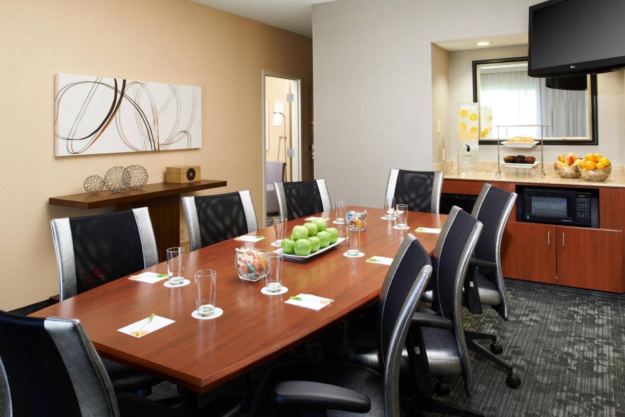 | Courtyard by Marriott Columbus Dublin