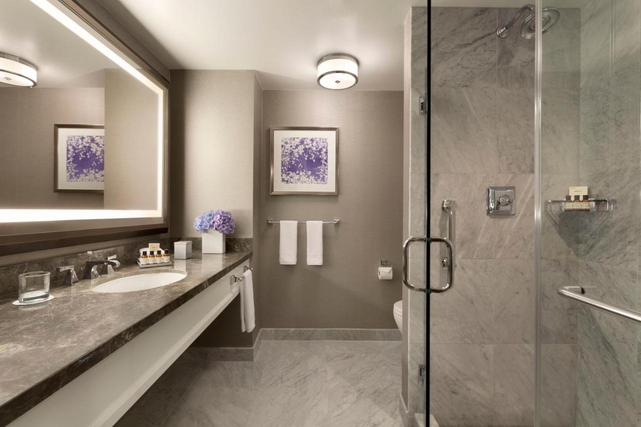 Fairmont King at Fairmont Olympic Hotel