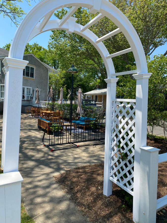 | Edgartown Commons Vacation Apartments