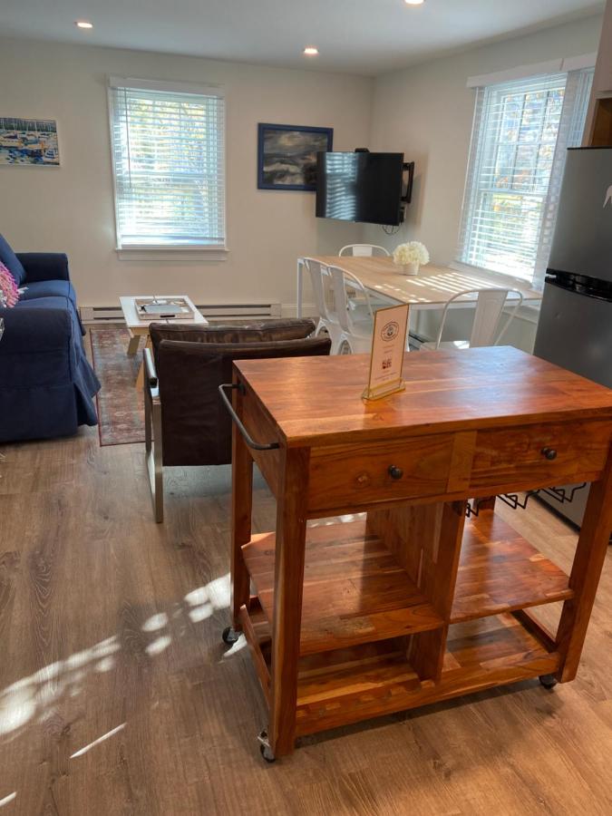 | Edgartown Commons Vacation Apartments