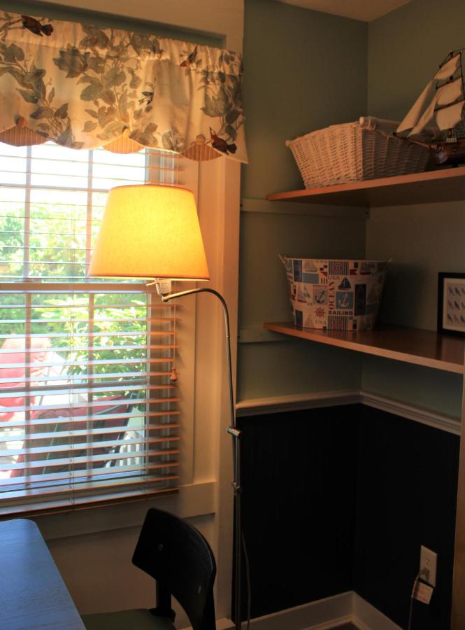 | Edgartown Commons Vacation Apartments
