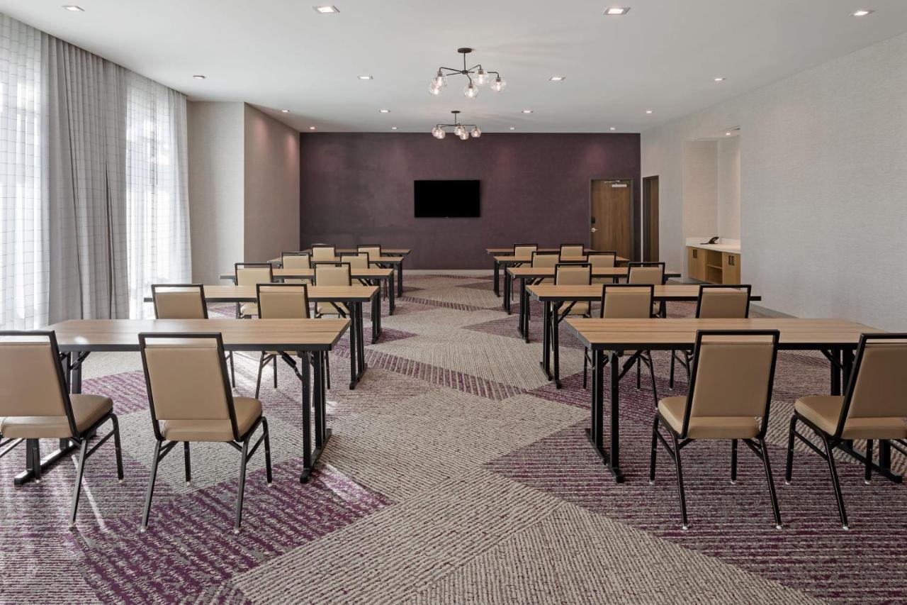 | Residence Inn by Marriott Chatsworth