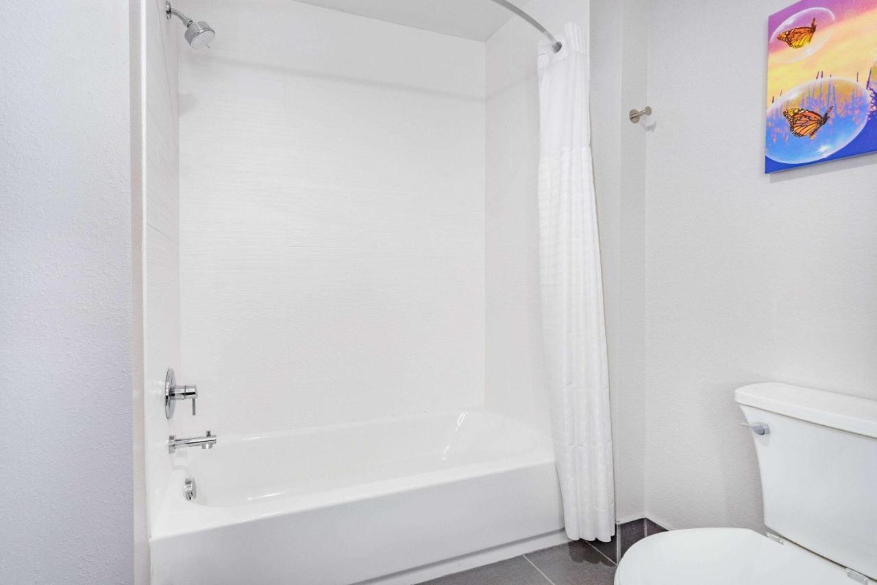 Deluxe Queen Room with Two Queen Beds - Non-Smoking at La Quinta Suites by Wyndham South Bend Notre Dame Area