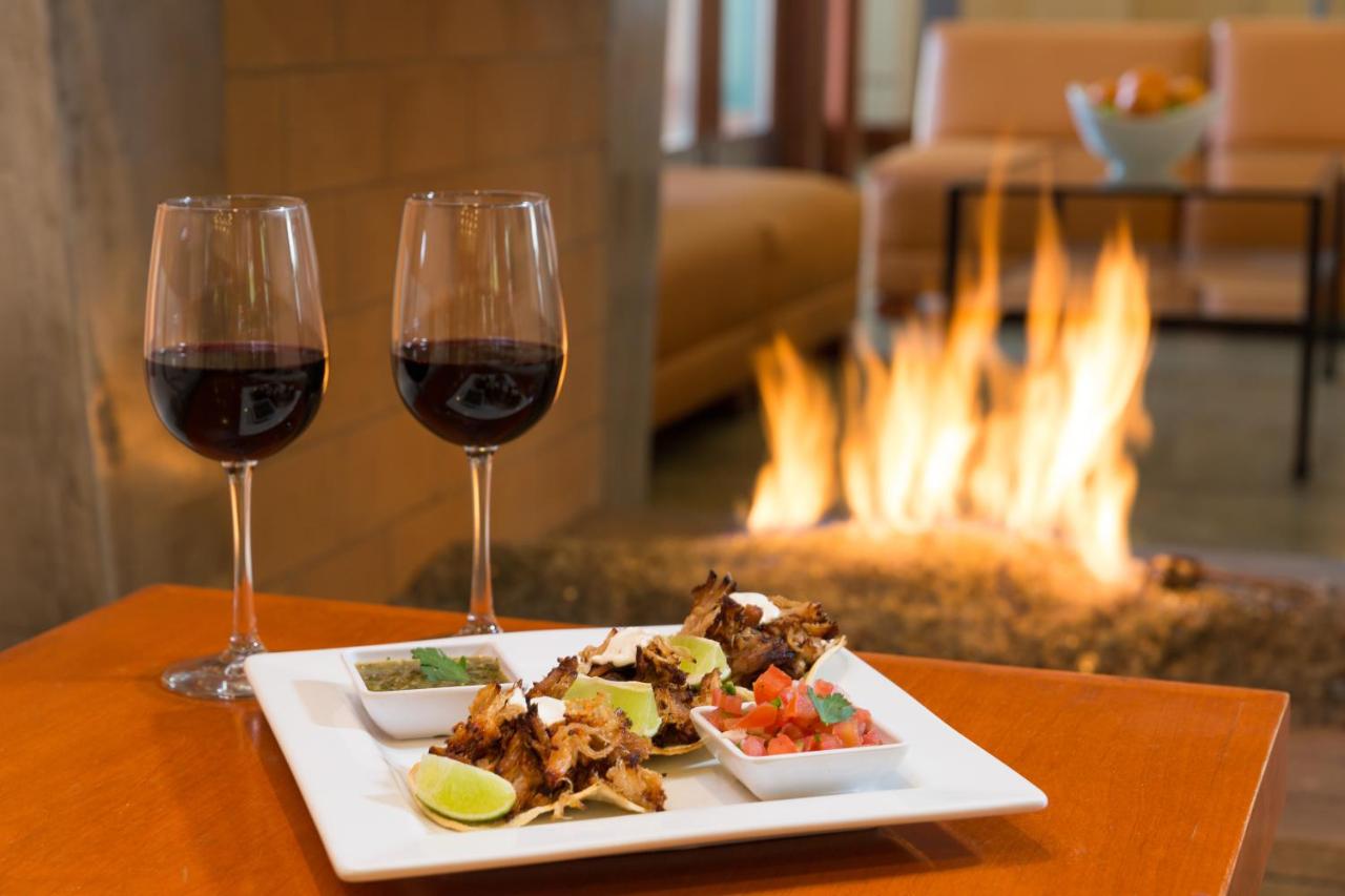  | Hotel Casa 425 + Lounge, A Four Sisters Inn