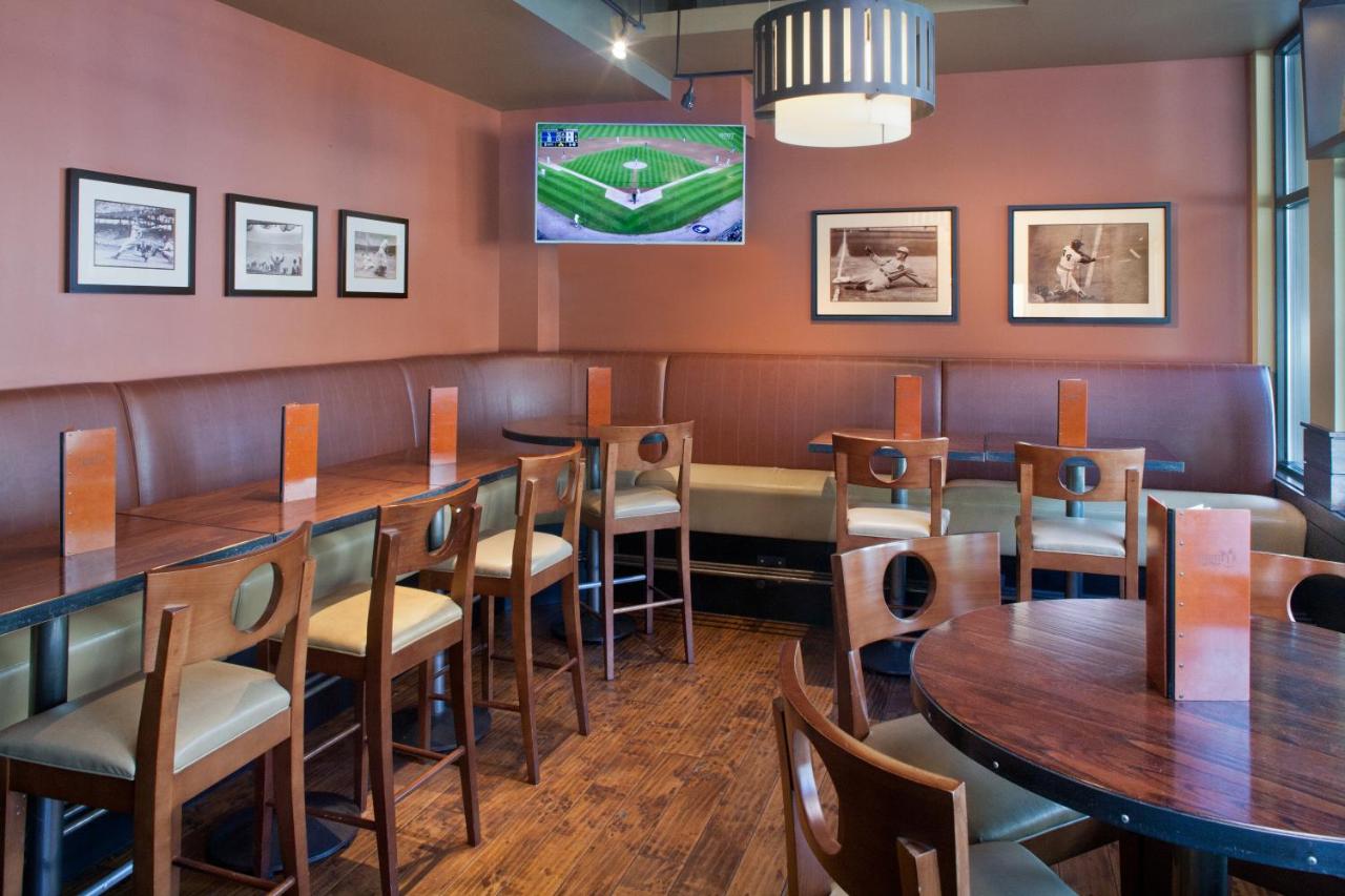 | Silver Cloud Hotel - Seattle Stadium