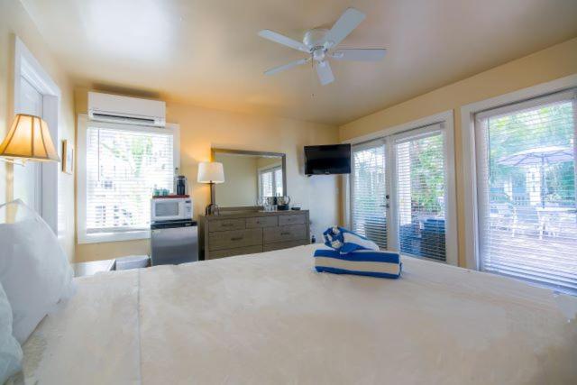 | Ambrosia Key West