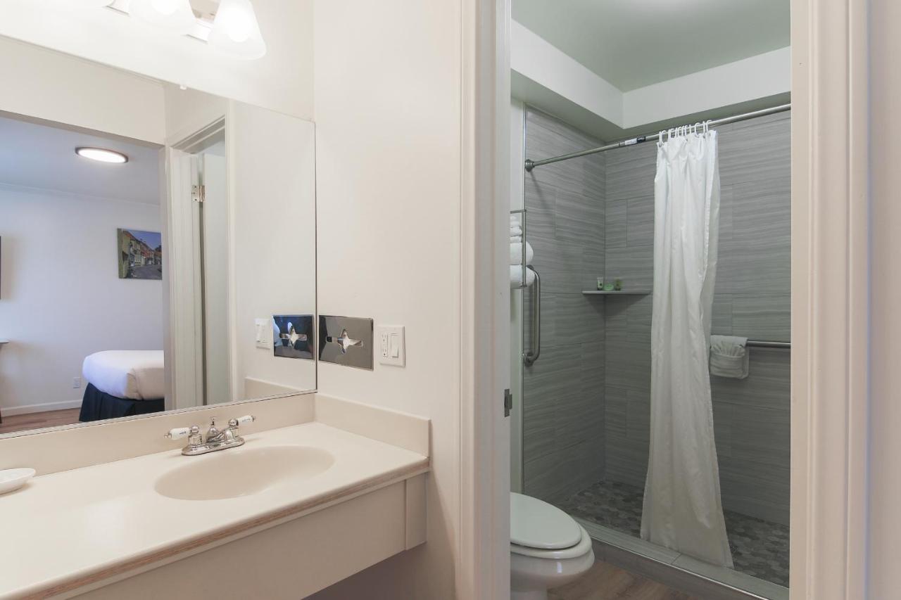  | Solvang Inn & Cottages
