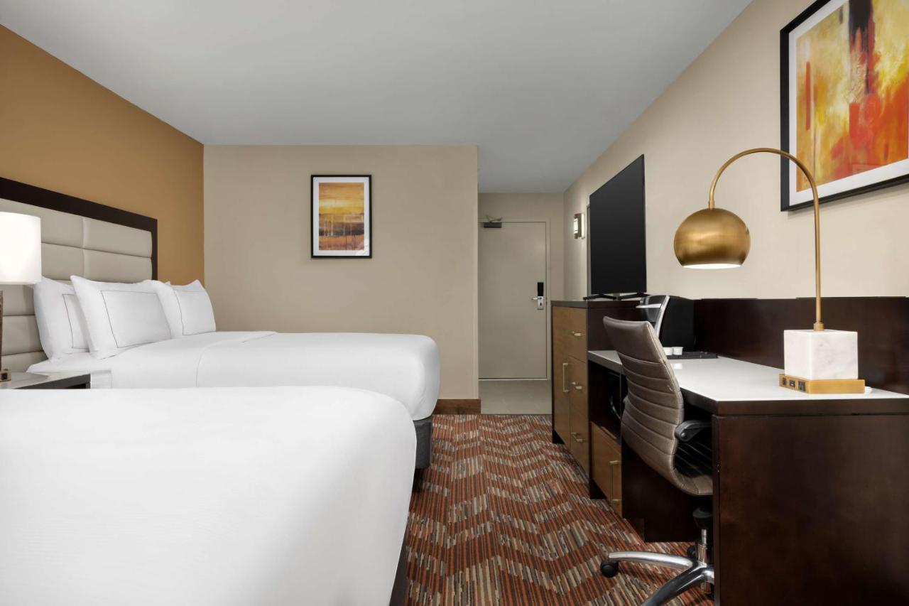 | Holiday Inn Greensboro Airport