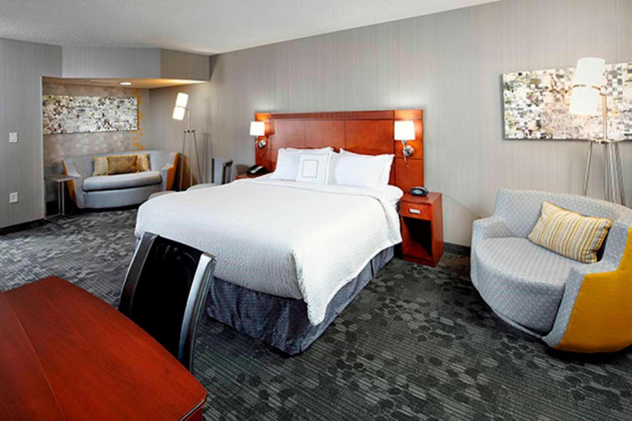  | Courtyard by Marriott Akron Stow