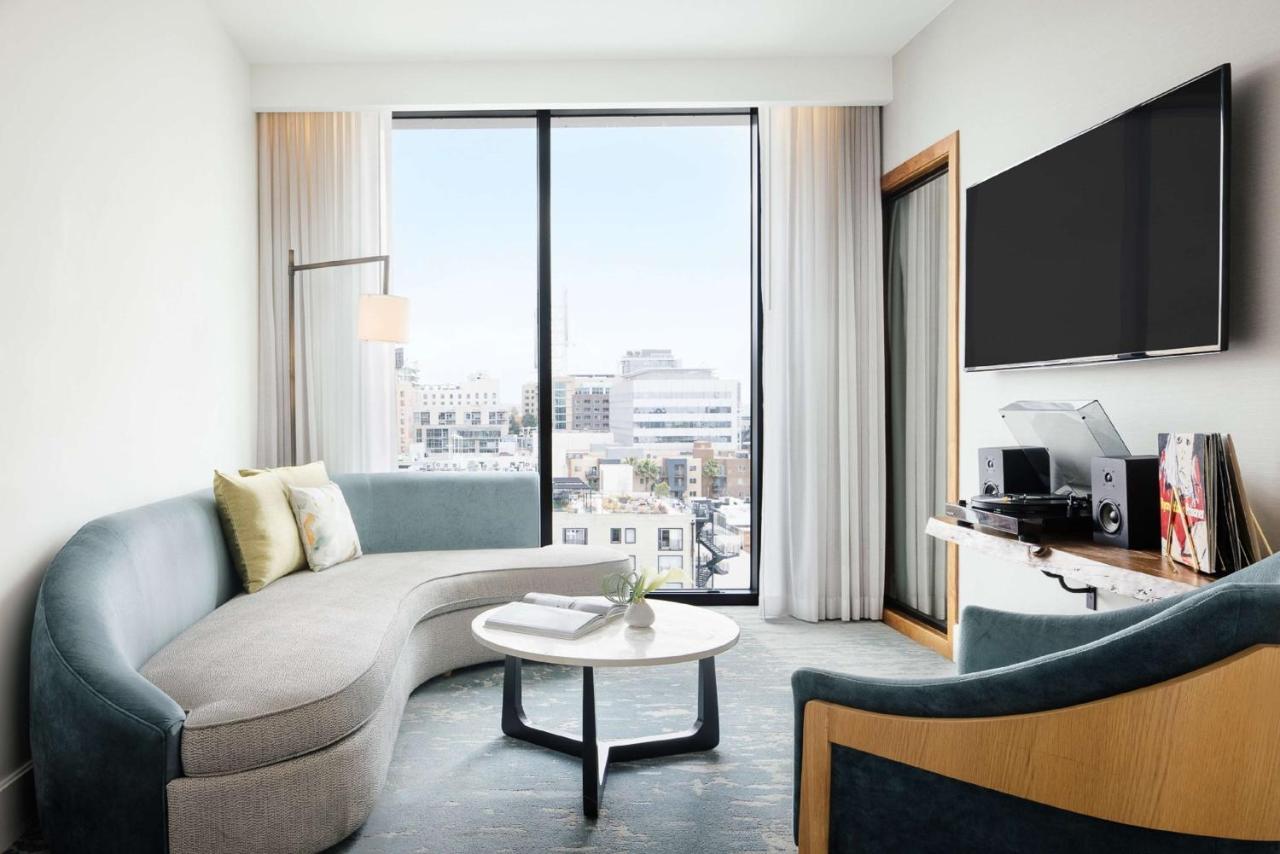 Room #159992938 at Dream Hollywood, by Hyatt