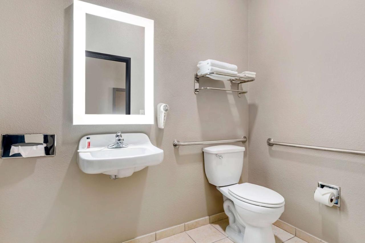 | Super 8 by Wyndham Harker Heights Killeen Fort Hood