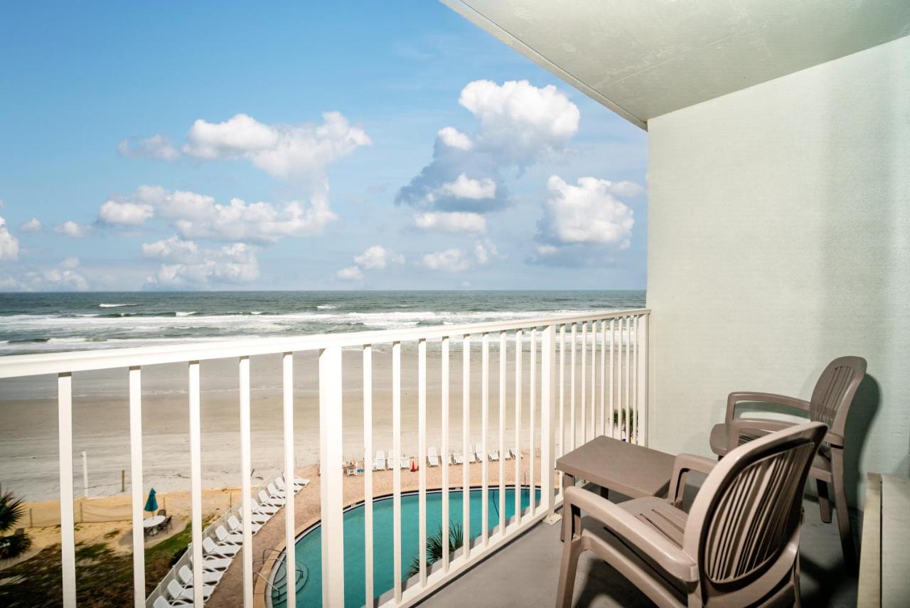 Queen Room with Kitchenette - Oceanfront at Perry's Ocean Edge Resort