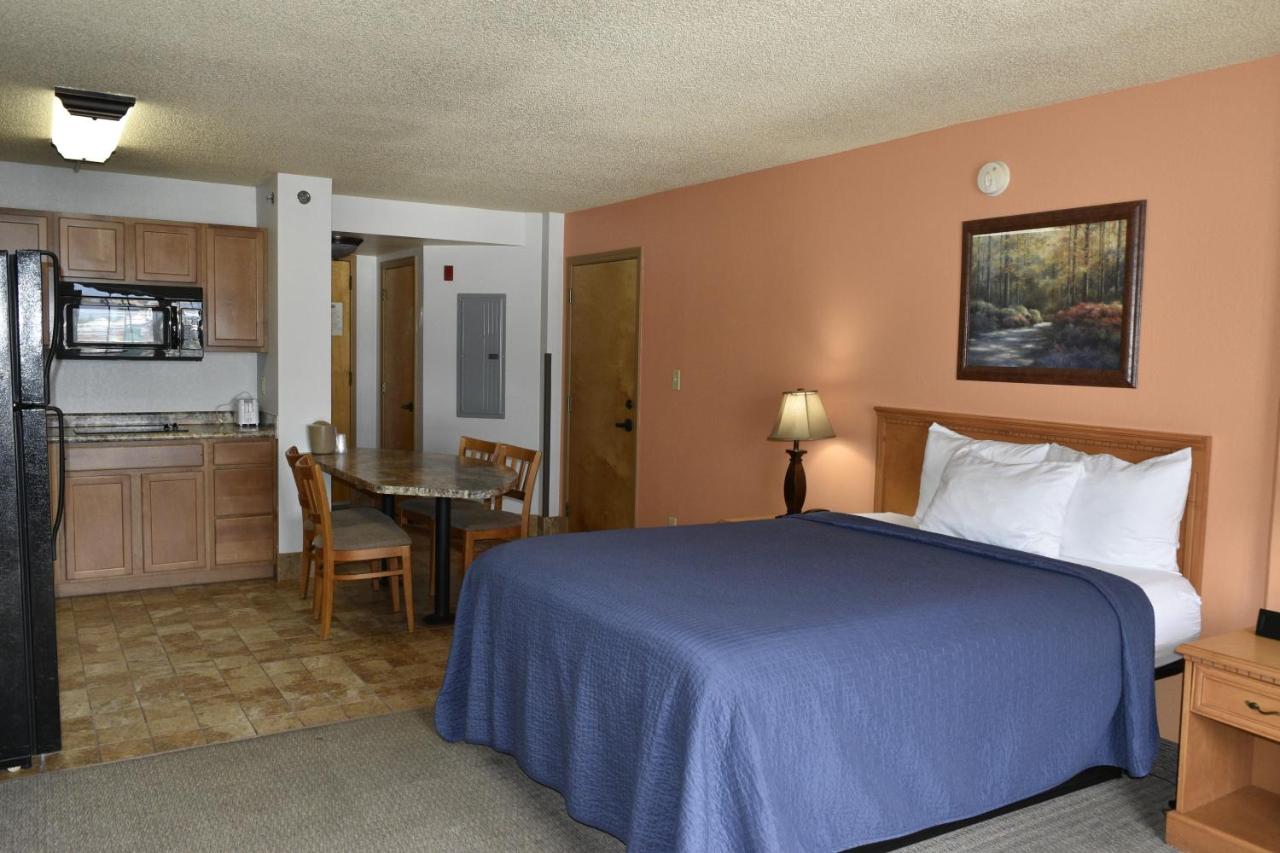 | Grand Smokies Resort Lodge Pigeon Forge
