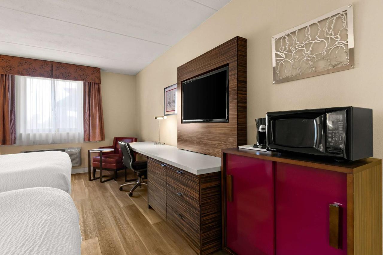 Queen Room with Two Queen Beds - Non-Smoking at Ramada by Wyndham Harrisburg/Hershey Area