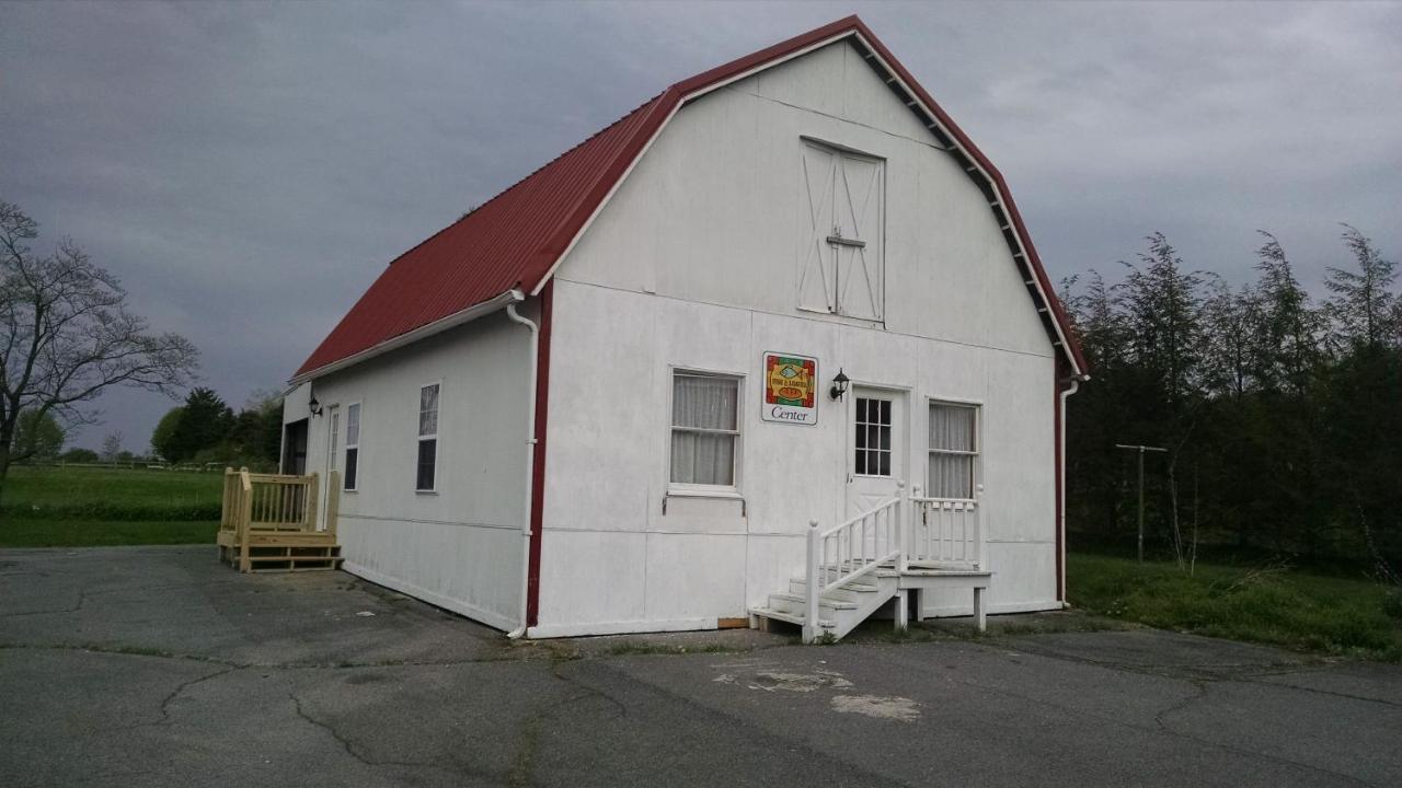 | Fish & Loaves Bed and Breakfast