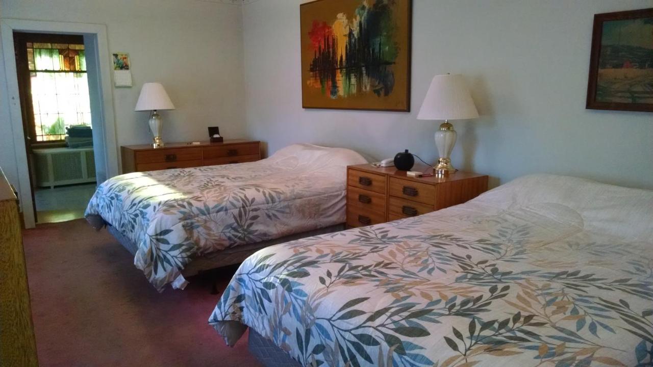 | Fish & Loaves Bed and Breakfast