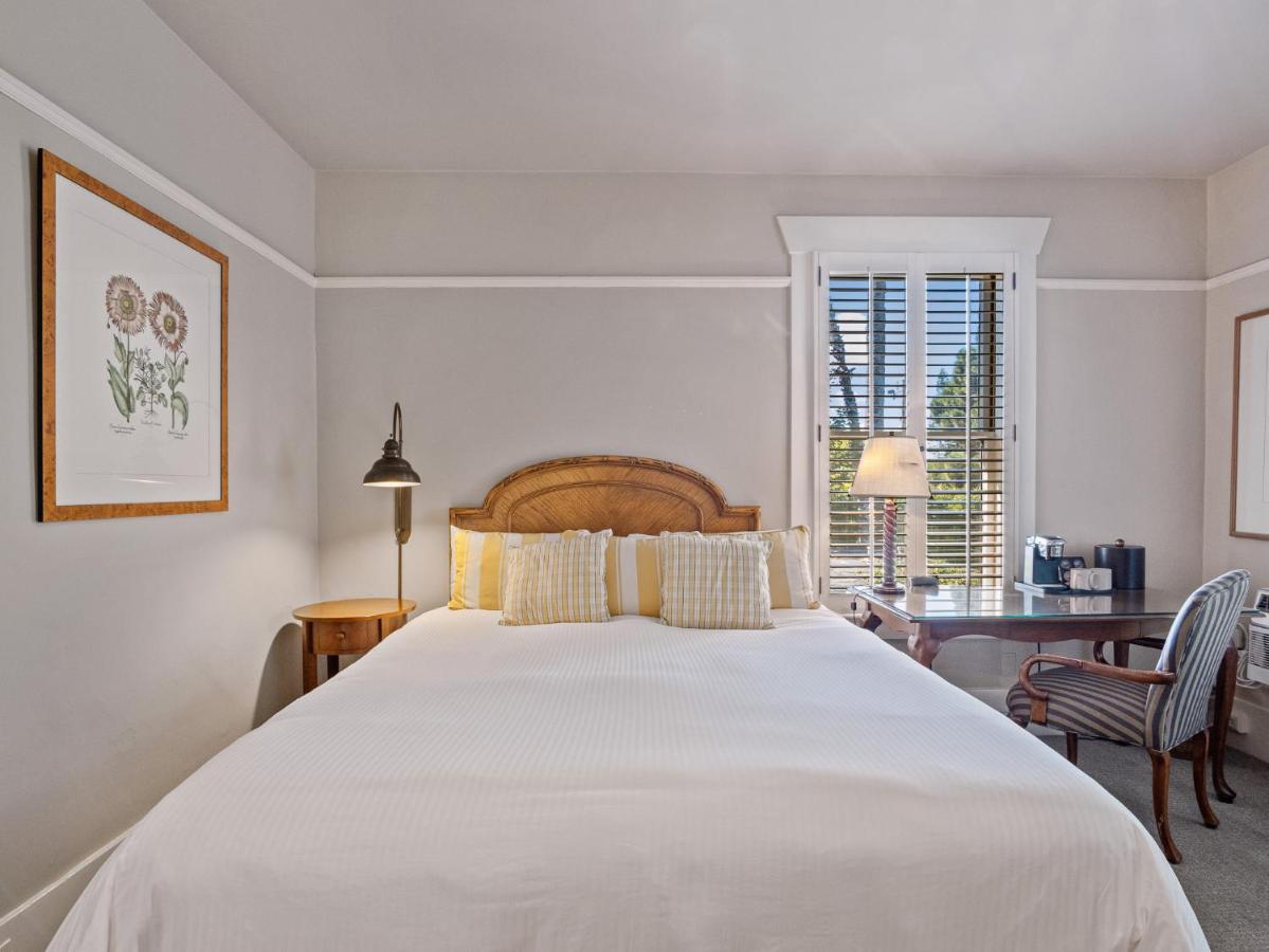 King Room at The Upham Hotel