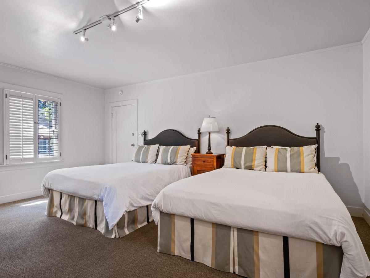 Double Queen Room at The Upham Hotel
