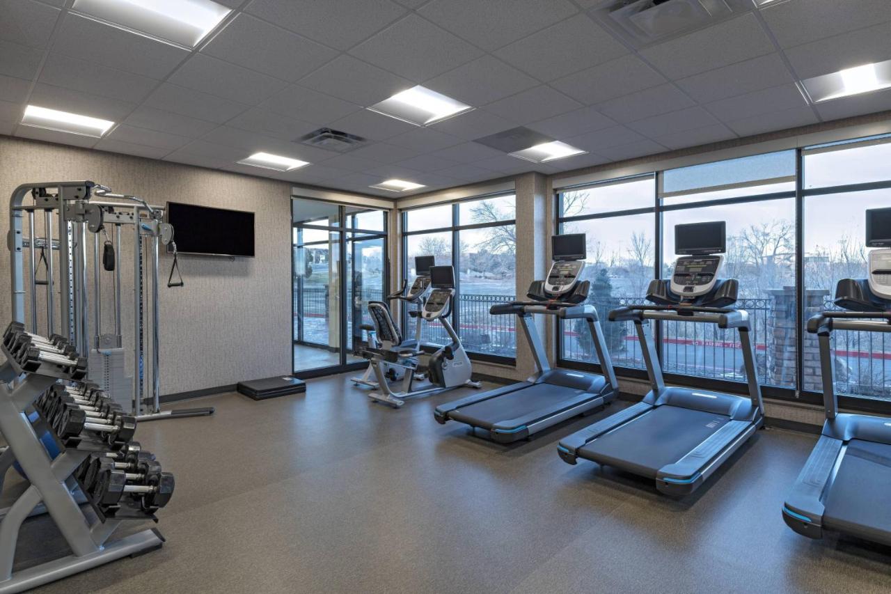 | Fairfield Inn & Suites by Marriott Colorado Springs East