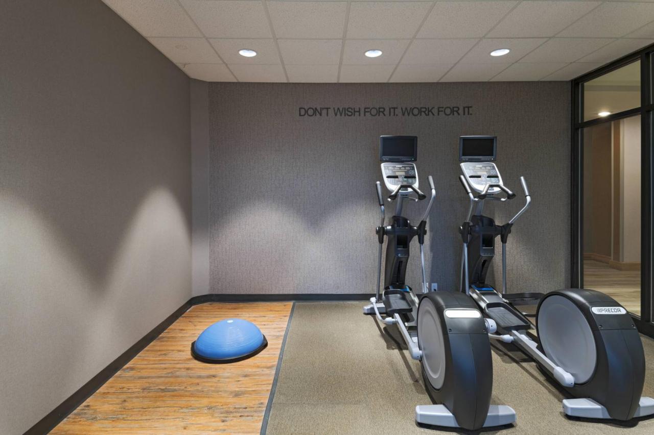 | Fairfield Inn & Suites by Marriott Colorado Springs East