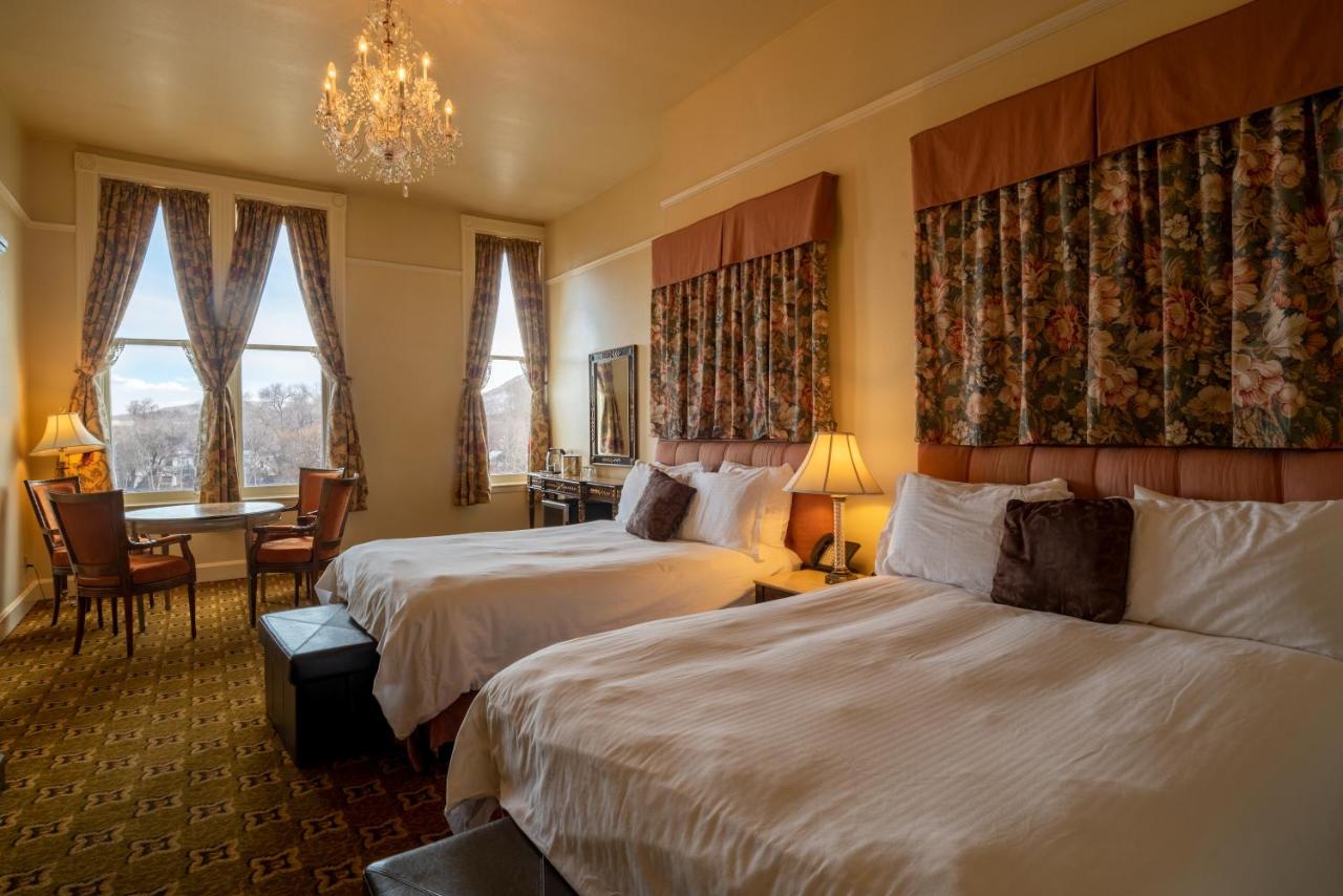 Queen Room with Two Queen Beds at Geiser Grand Hotel