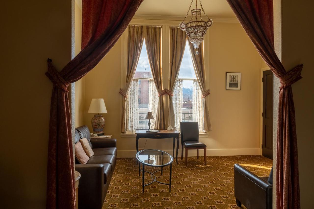 King Suite at Geiser Grand Hotel