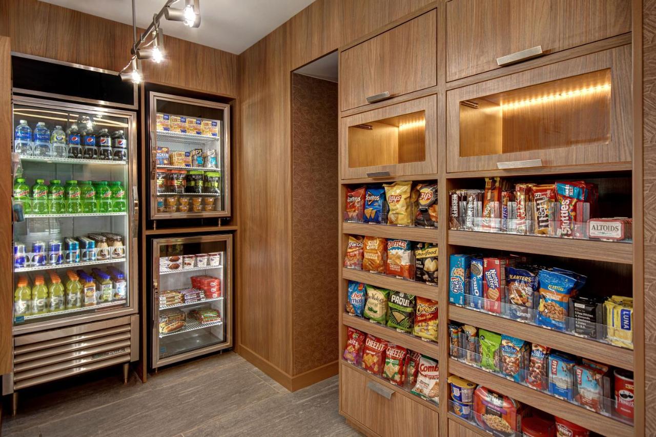 | Fairfield by Marriott Inn & Suites Rochester Hills