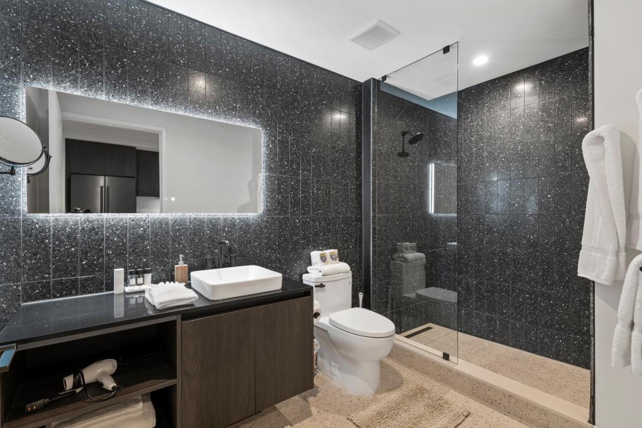 Signature Condo at Austin Condo Hotel