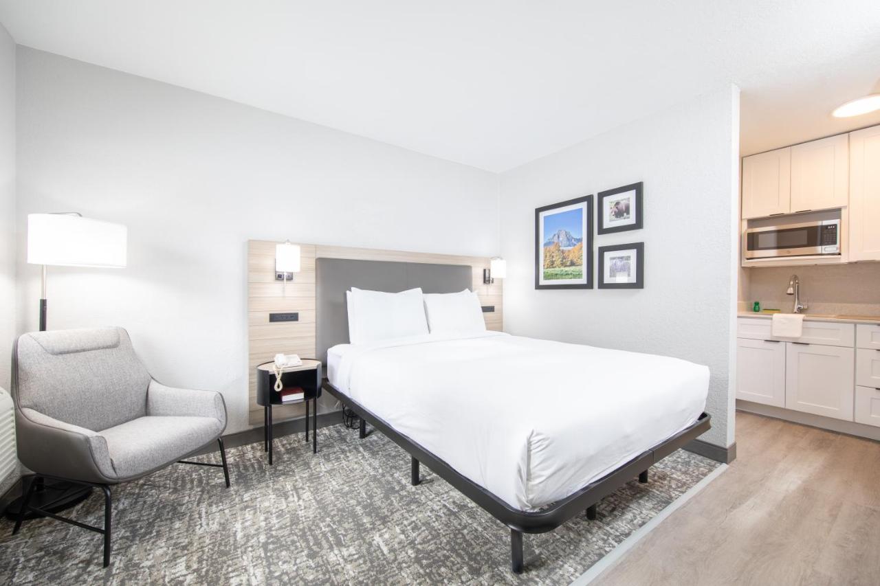  | The Jackson SouthTown Motel