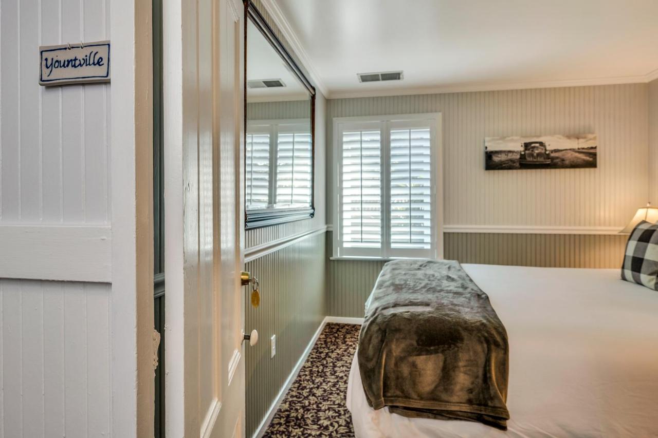 | Calistoga Wine Way Inn