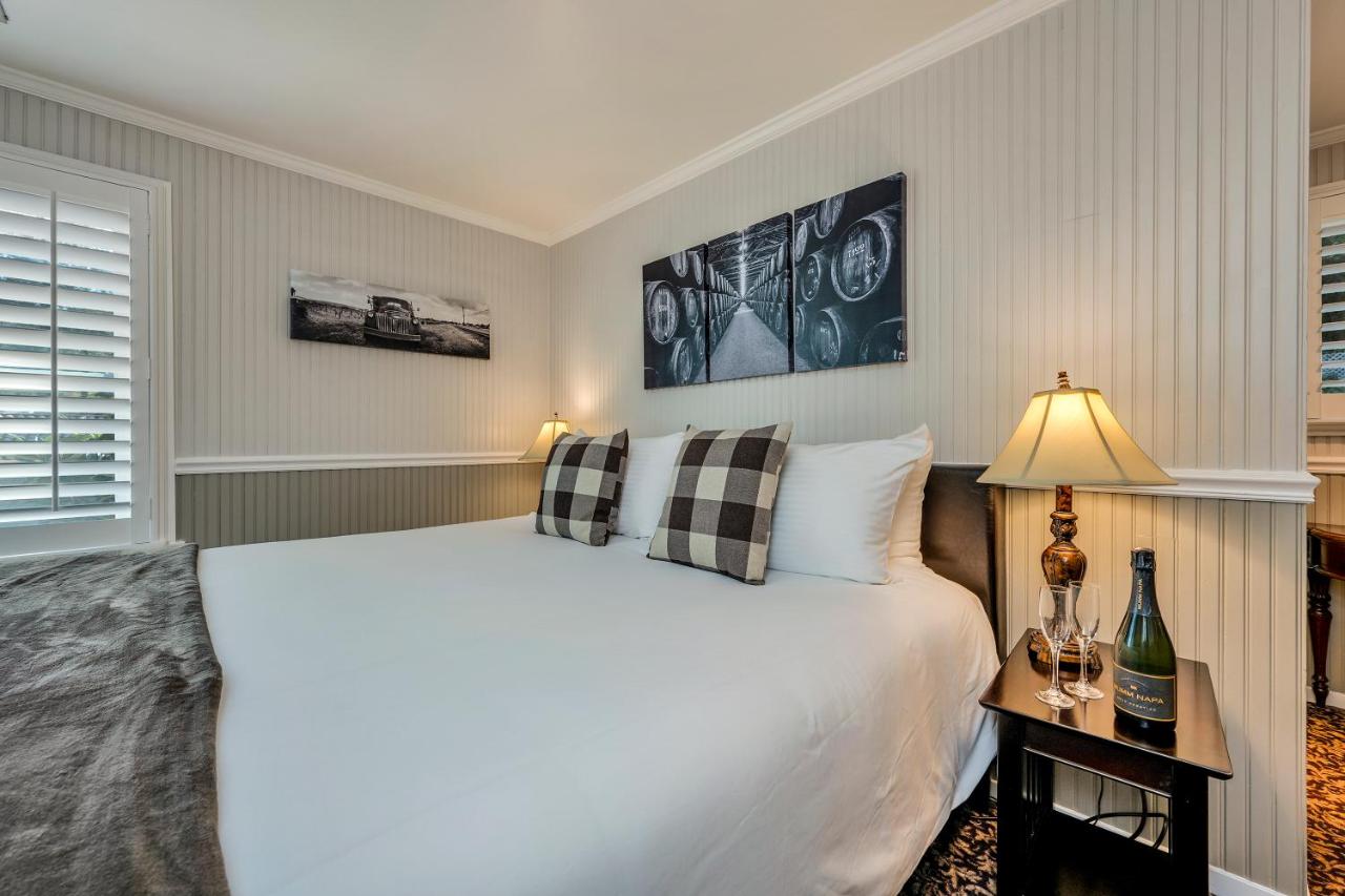 | Calistoga Wine Way Inn