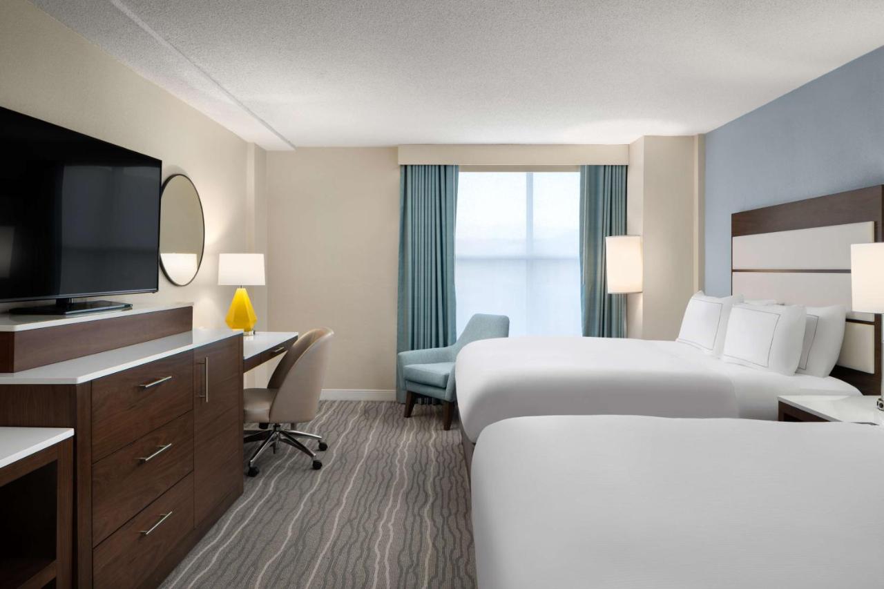 | Doubletree by Hilton Hotel Norfolk Airport
