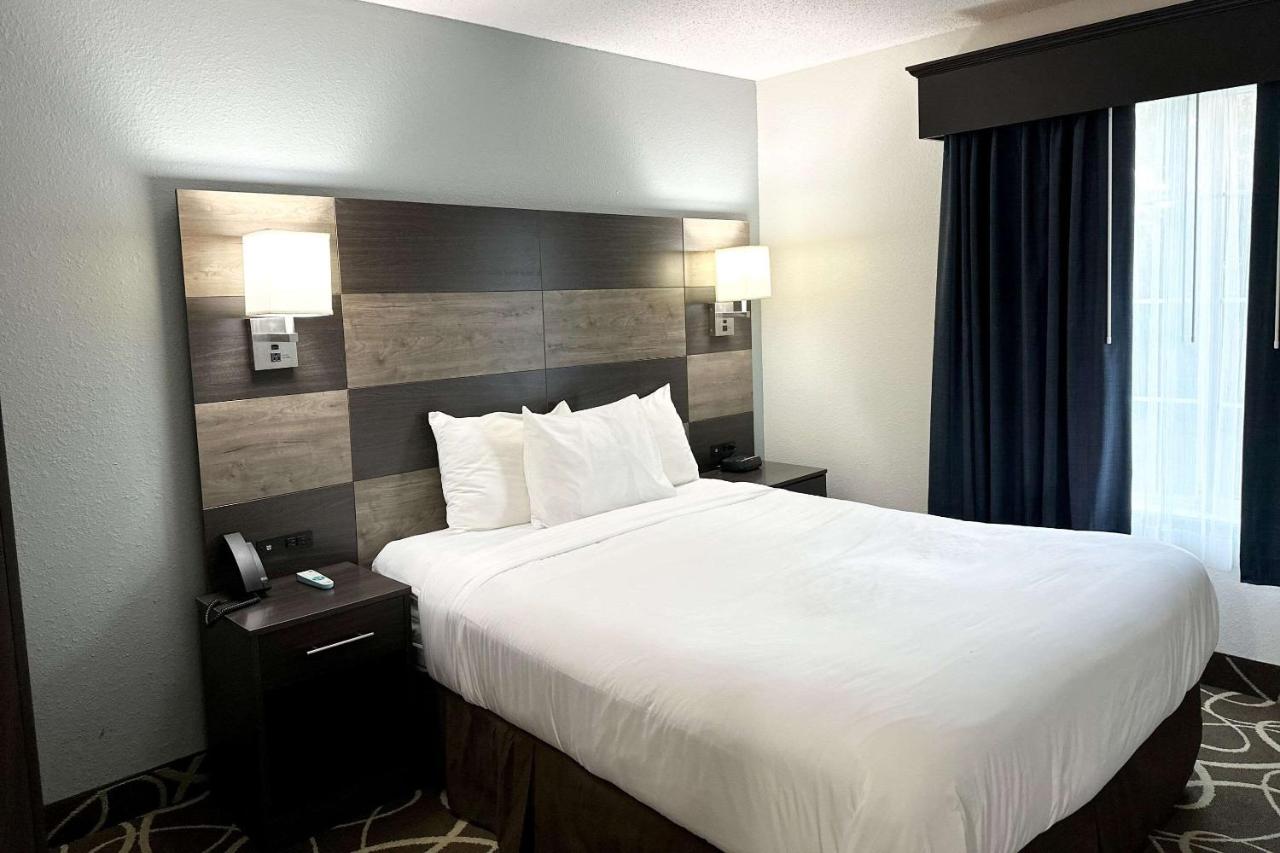  | GrandStay Residential Suites - Madison East