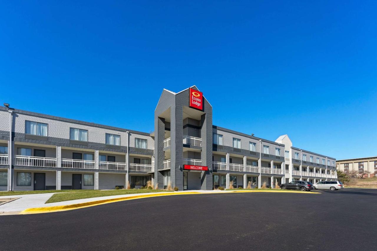 | SureStay Hotel by Best Western Rockford East
