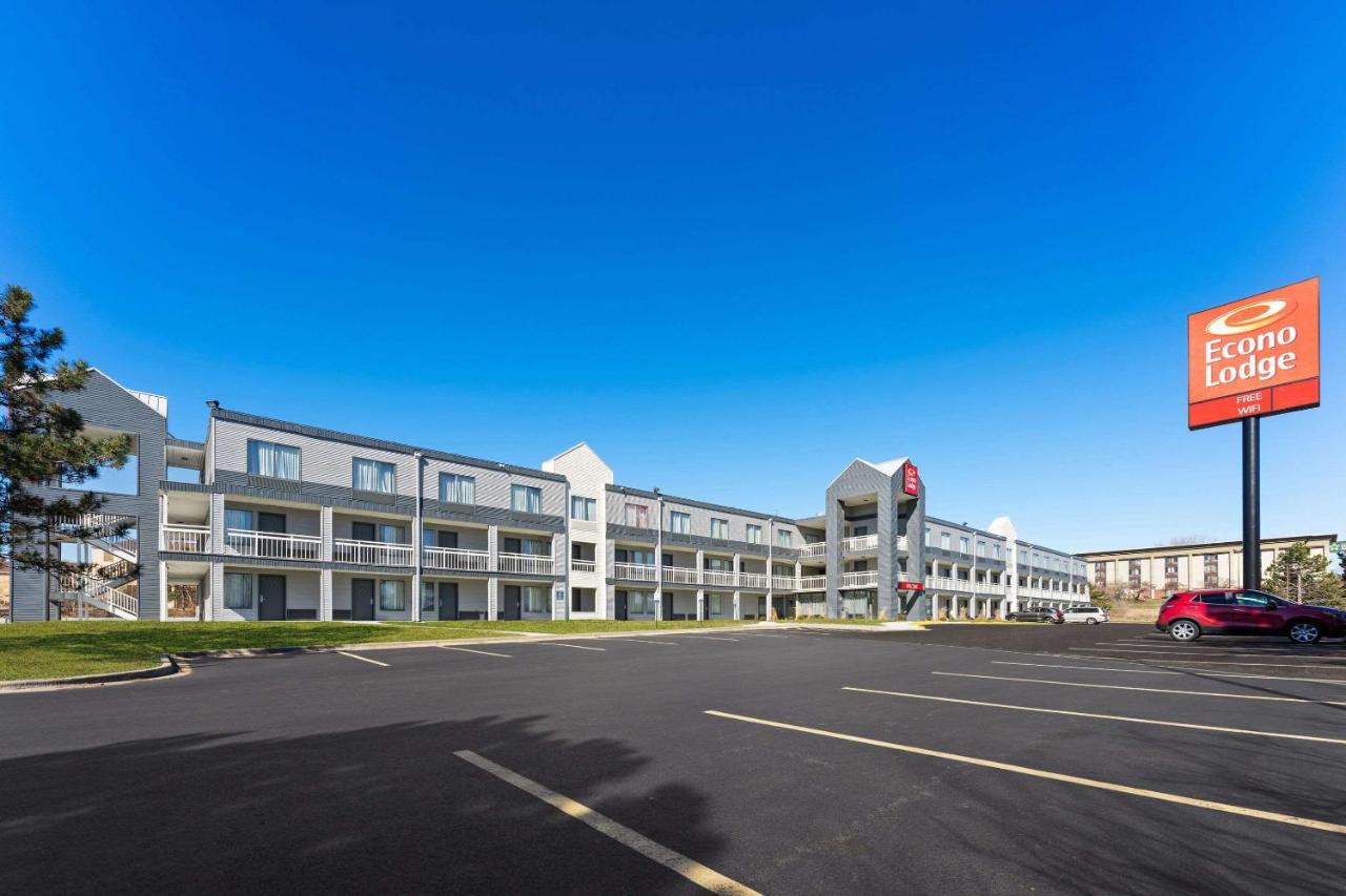 | SureStay Hotel by Best Western Rockford East