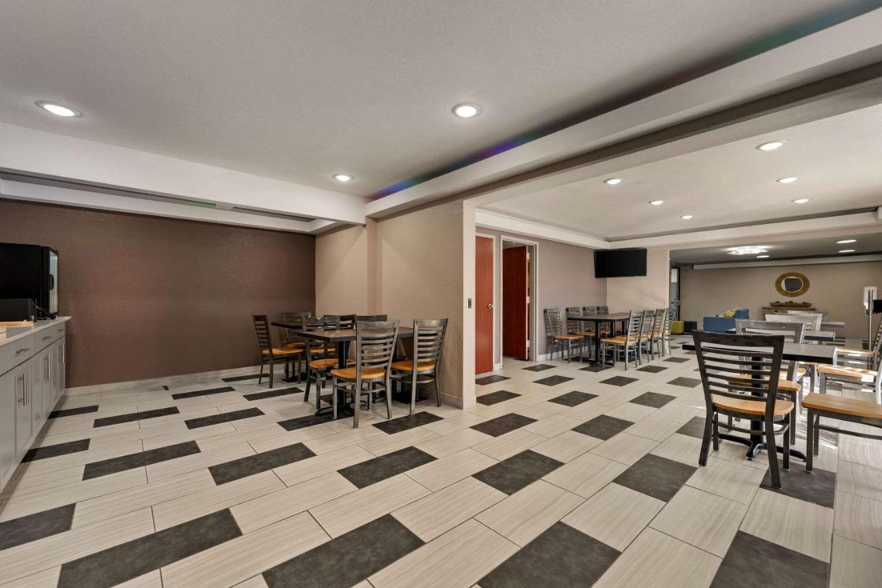 | SureStay Hotel by Best Western Rockford East